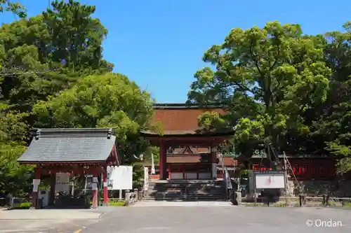 津島神社の山門・神門