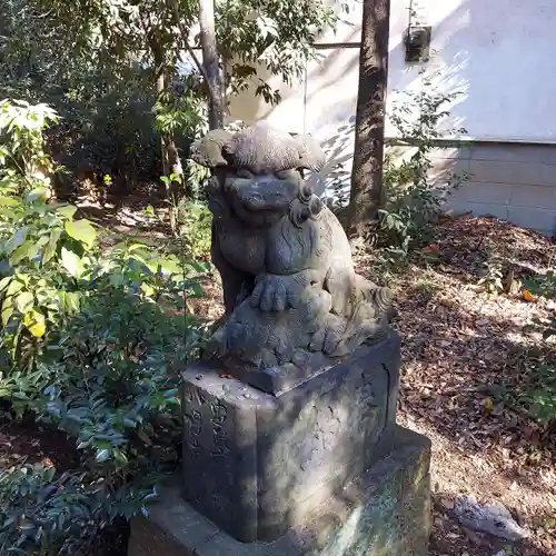 八雲氷川神社の狛犬