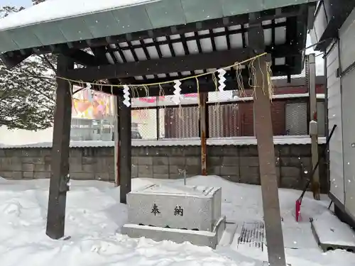 上白石神社の手水舎