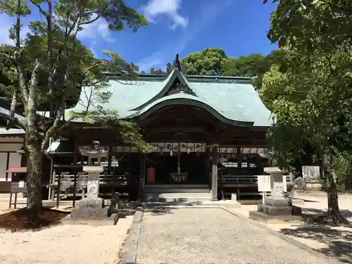 玉祖神社の本殿