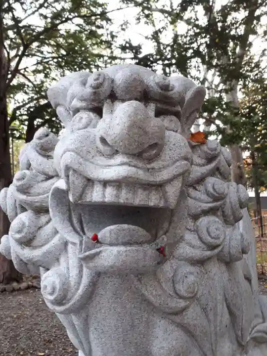 新琴似神社の狛犬