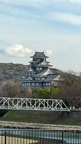 岡山神社の周辺