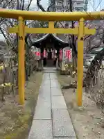 若宮龍神社の{uncategorized: "未分類", other: "その他", undefined: "問題あり", building: "その他建物", grave: "お墓", sacred_gate: "鳥居", guardian: "狛犬", statue: "像", buddha: "仏像", history: "歴史", nature: "自然", garden: "庭園", animal: "動物", pagoda: "塔", temizu: "手水舎", mountain_gate: "山門・神門", sanctuary: "本殿・本堂", subordinate: "末社・摂社", art: "芸術", scenery: "景色", jizo: "地蔵", ema: "絵馬", goshuin: "御朱印", omikuji: "おみくじ", items: "授与品その他", amulet: "お守り", goshuincho: "御朱印帳", eats: "食事", festival: "お祭り", votive_dance: "神楽", shichigosan: "七五三参", wedding: "結婚式", experience: "体験その他", initially: "初詣", around: "周辺", anti_infection: "感染症対策"}