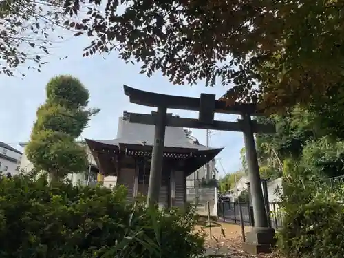 茨山稲荷神社の鳥居