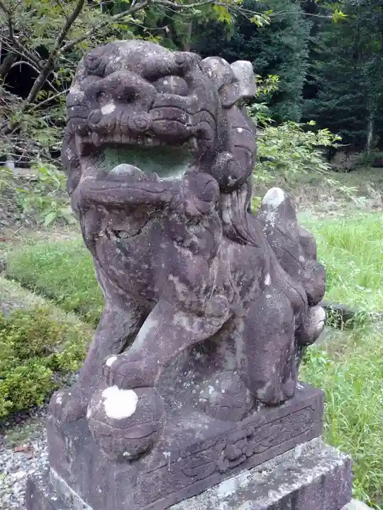 七社神明神社の狛犬