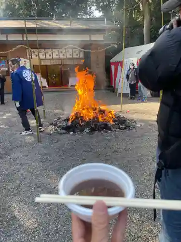 美多彌神社の{uncategorized: "未分類", other: "その他", undefined: "問題あり", building: "その他建物", grave: "お墓", sacred_gate: "鳥居", guardian: "狛犬", statue: "像", buddha: "仏像", history: "歴史", nature: "自然", garden: "庭園", animal: "動物", pagoda: "塔", temizu: "手水舎", mountain_gate: "山門・神門", sanctuary: "本殿・本堂", subordinate: "末社・摂社", art: "芸術", scenery: "景色", jizo: "地蔵", ema: "絵馬", goshuin: "御朱印", omikuji: "おみくじ", items: "授与品その他", amulet: "お守り", goshuincho: "御朱印帳", eats: "食事", festival: "お祭り", votive_dance: "神楽", shichigosan: "七五三参", wedding: "結婚式", experience: "体験その他", initially: "初詣", around: "周辺", anti_infection: "感染症対策"}