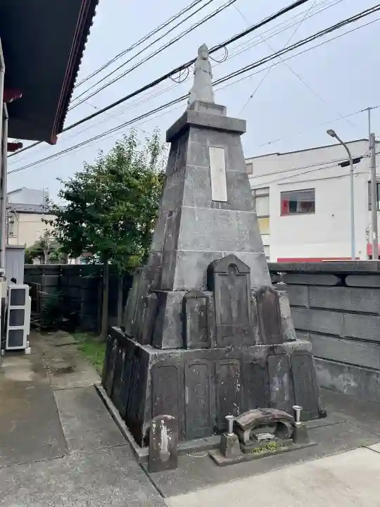 竜泉院の{uncategorized: "未分類", other: "その他", undefined: "問題あり", building: "その他建物", grave: "お墓", sacred_gate: "鳥居", guardian: "狛犬", statue: "像", buddha: "仏像", history: "歴史", nature: "自然", garden: "庭園", animal: "動物", pagoda: "塔", temizu: "手水舎", mountain_gate: "山門・神門", sanctuary: "本殿・本堂", subordinate: "末社・摂社", art: "芸術", scenery: "景色", jizo: "地蔵", ema: "絵馬", goshuin: "御朱印", omikuji: "おみくじ", items: "授与品その他", amulet: "お守り", goshuincho: "御朱印帳", eats: "食事", festival: "お祭り", votive_dance: "神楽", shichigosan: "七五三参", wedding: "結婚式", experience: "体験その他", initially: "初詣", around: "周辺", anti_infection: "感染症対策"}