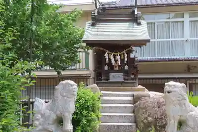 八岩華神社の末社・摂社
