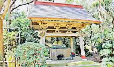 川口神社の{uncategorized: "未分類", other: "その他", undefined: "問題あり", building: "その他建物", grave: "お墓", sacred_gate: "鳥居", guardian: "狛犬", statue: "像", buddha: "仏像", history: "歴史", nature: "自然", garden: "庭園", animal: "動物", pagoda: "塔", temizu: "手水舎", mountain_gate: "山門・神門", sanctuary: "本殿・本堂", subordinate: "末社・摂社", art: "芸術", scenery: "景色", jizo: "地蔵", ema: "絵馬", goshuin: "御朱印", omikuji: "おみくじ", items: "授与品その他", amulet: "お守り", goshuincho: "御朱印帳", eats: "食事", festival: "お祭り", votive_dance: "神楽", shichigosan: "七五三参", wedding: "結婚式", experience: "体験その他", initially: "初詣", around: "周辺", anti_infection: "感染症対策"}