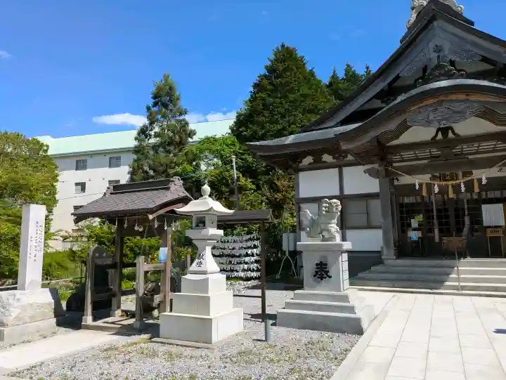 高穂神社の{uncategorized: "未分類", other: "その他", undefined: "問題あり", building: "その他建物", grave: "お墓", sacred_gate: "鳥居", guardian: "狛犬", statue: "像", buddha: "仏像", history: "歴史", nature: "自然", garden: "庭園", animal: "動物", pagoda: "塔", temizu: "手水舎", mountain_gate: "山門・神門", sanctuary: "本殿・本堂", subordinate: "末社・摂社", art: "芸術", scenery: "景色", jizo: "地蔵", ema: "絵馬", goshuin: "御朱印", omikuji: "おみくじ", items: "授与品その他", amulet: "お守り", goshuincho: "御朱印帳", eats: "食事", festival: "お祭り", votive_dance: "神楽", shichigosan: "七五三参", wedding: "結婚式", experience: "体験その他", initially: "初詣", around: "周辺", anti_infection: "感染症対策"}