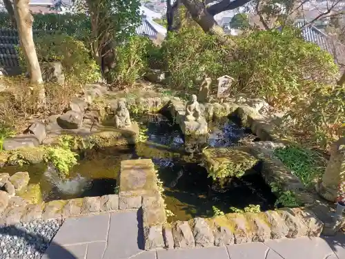 長谷寺の{uncategorized: "未分類", other: "その他", undefined: "問題あり", building: "その他建物", grave: "お墓", sacred_gate: "鳥居", guardian: "狛犬", statue: "像", buddha: "仏像", history: "歴史", nature: "自然", garden: "庭園", animal: "動物", pagoda: "塔", temizu: "手水舎", mountain_gate: "山門・神門", sanctuary: "本殿・本堂", subordinate: "末社・摂社", art: "芸術", scenery: "景色", jizo: "地蔵", ema: "絵馬", goshuin: "御朱印", omikuji: "おみくじ", items: "授与品その他", amulet: "お守り", goshuincho: "御朱印帳", eats: "食事", festival: "お祭り", votive_dance: "神楽", shichigosan: "七五三参", wedding: "結婚式", experience: "体験その他", initially: "初詣", around: "周辺", anti_infection: "感染症対策"}