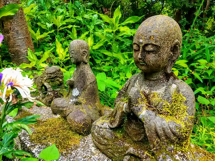 加納院(東源寺)の仏像