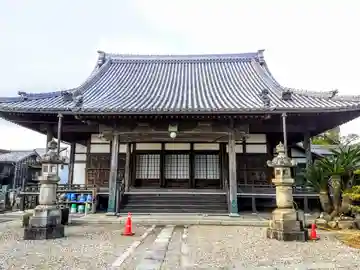 了願寺の本殿・本堂