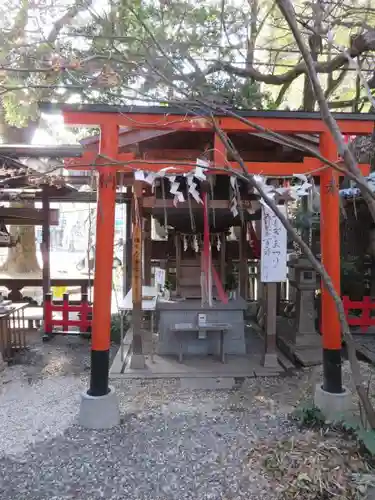 若一神社の鳥居