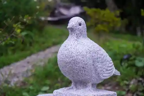 尻岸内八幡神社の像