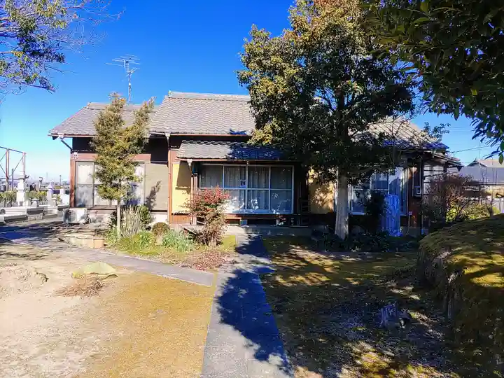 知元寺の本殿・本堂