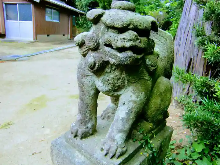 浅間神社の狛犬