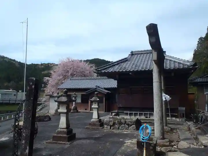 白山神社(岐阜県)