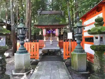 建部大社の末社・摂社