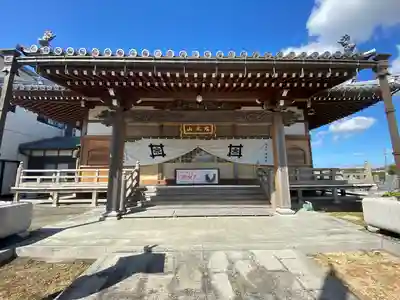 領善寺の本殿・本堂