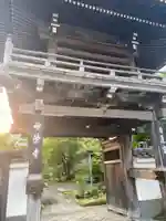 妙榮寺の山門・神門