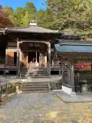 花山院菩提寺の本殿