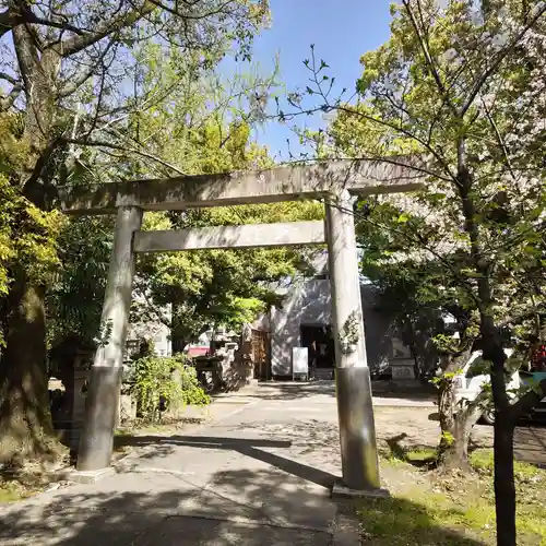 闇之森八幡社の鳥居