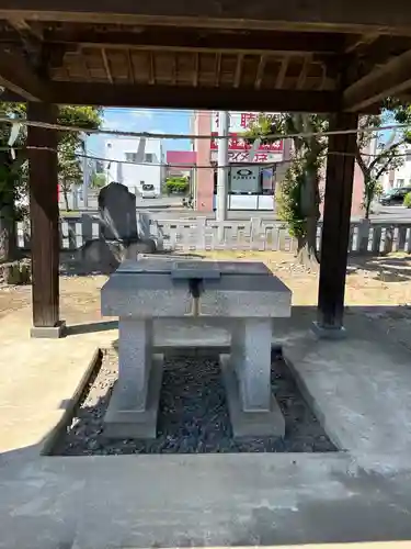 上柴町諏訪神社の手水舎