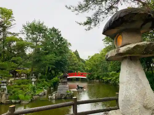 伊弉諾神宮の庭園