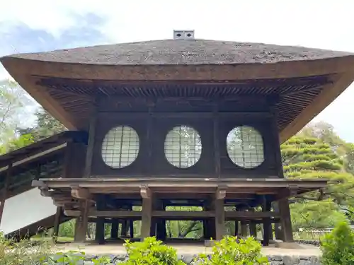 歌泉堂（春日大社神苑萬葉植物園内鎮座）(奈良県)