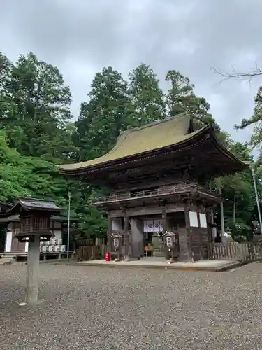 御上神社の山門