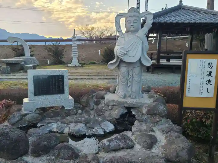 阿蘇白水龍神權現~白蛇神社~(熊本県)