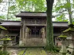 境神社の本殿