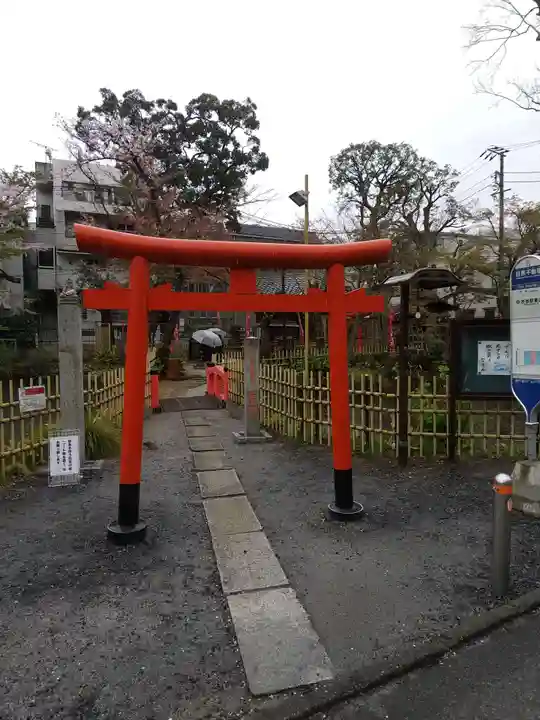 瀧泉寺(目黒不動尊)の鳥居