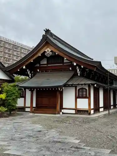 長全寺の{uncategorized: "未分類", other: "その他", undefined: "問題あり", building: "その他建物", grave: "お墓", sacred_gate: "鳥居", guardian: "狛犬", statue: "像", buddha: "仏像", history: "歴史", nature: "自然", garden: "庭園", animal: "動物", pagoda: "塔", temizu: "手水舎", mountain_gate: "山門・神門", sanctuary: "本殿・本堂", subordinate: "末社・摂社", art: "芸術", scenery: "景色", jizo: "地蔵", ema: "絵馬", goshuin: "御朱印", omikuji: "おみくじ", items: "授与品その他", amulet: "お守り", goshuincho: "御朱印帳", eats: "食事", festival: "お祭り", votive_dance: "神楽", shichigosan: "七五三参", wedding: "結婚式", experience: "体験その他", initially: "初詣", around: "周辺", anti_infection: "感染症対策"}