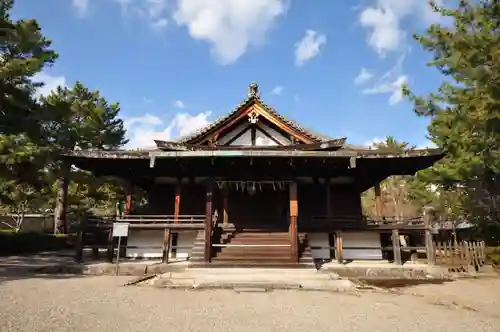 法隆寺の本殿