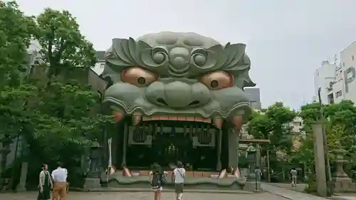 難波八阪神社の狛犬