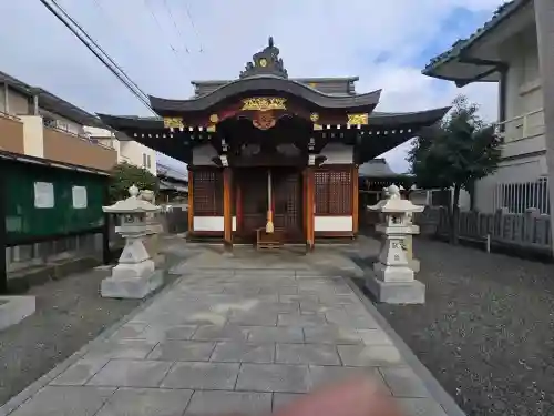 三十八神社の{uncategorized: "未分類", other: "その他", undefined: "問題あり", building: "その他建物", grave: "お墓", sacred_gate: "鳥居", guardian: "狛犬", statue: "像", buddha: "仏像", history: "歴史", nature: "自然", garden: "庭園", animal: "動物", pagoda: "塔", temizu: "手水舎", mountain_gate: "山門・神門", sanctuary: "本殿・本堂", subordinate: "末社・摂社", art: "芸術", scenery: "景色", jizo: "地蔵", ema: "絵馬", goshuin: "御朱印", omikuji: "おみくじ", items: "授与品その他", amulet: "お守り", goshuincho: "御朱印帳", eats: "食事", festival: "お祭り", votive_dance: "神楽", shichigosan: "七五三参", wedding: "結婚式", experience: "体験その他", initially: "初詣", around: "周辺", anti_infection: "感染症対策"}