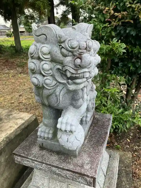 下中野温泉神社の狛犬