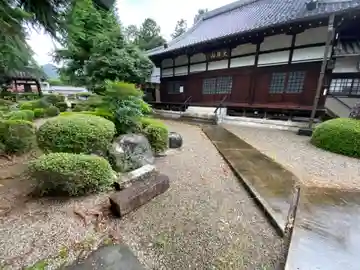 宝積寺の本殿・本堂