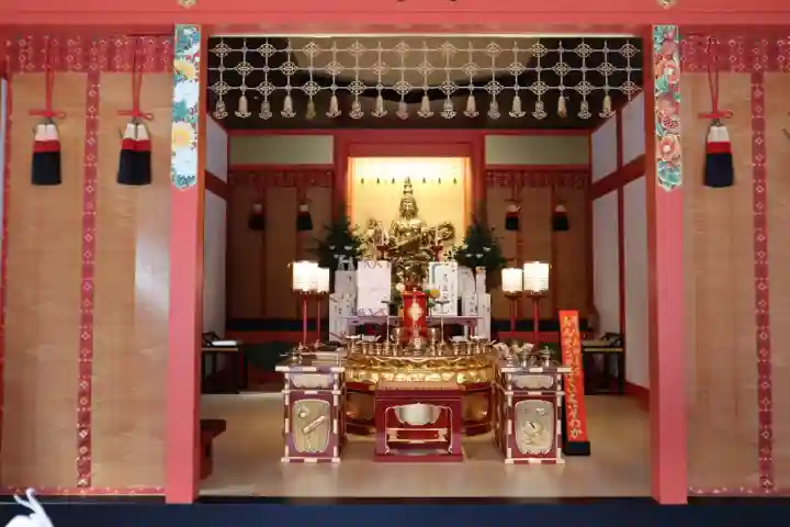 六波羅蜜寺の{uncategorized: "未分類", other: "その他", undefined: "問題あり", building: "その他建物", grave: "お墓", sacred_gate: "鳥居", guardian: "狛犬", statue: "像", buddha: "仏像", history: "歴史", nature: "自然", garden: "庭園", animal: "動物", pagoda: "塔", temizu: "手水舎", mountain_gate: "山門・神門", sanctuary: "本殿・本堂", subordinate: "末社・摂社", art: "芸術", scenery: "景色", jizo: "地蔵", ema: "絵馬", goshuin: "御朱印", omikuji: "おみくじ", items: "授与品その他", amulet: "お守り", goshuincho: "御朱印帳", eats: "食事", festival: "お祭り", votive_dance: "神楽", shichigosan: "七五三参", wedding: "結婚式", experience: "体験その他", initially: "初詣", around: "周辺", anti_infection: "感染症対策"}