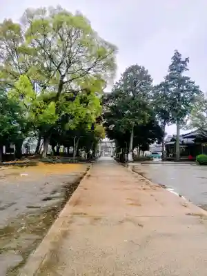 豊川進雄神社の{uncategorized: "未分類", other: "その他", undefined: "問題あり", building: "その他建物", grave: "お墓", sacred_gate: "鳥居", guardian: "狛犬", statue: "像", buddha: "仏像", history: "歴史", nature: "自然", garden: "庭園", animal: "動物", pagoda: "塔", temizu: "手水舎", mountain_gate: "山門・神門", sanctuary: "本殿・本堂", subordinate: "末社・摂社", art: "芸術", scenery: "景色", jizo: "地蔵", ema: "絵馬", goshuin: "御朱印", omikuji: "おみくじ", items: "授与品その他", amulet: "お守り", goshuincho: "御朱印帳", eats: "食事", festival: "お祭り", votive_dance: "神楽", shichigosan: "七五三参", wedding: "結婚式", experience: "体験その他", initially: "初詣", around: "周辺", anti_infection: "感染症対策"}
