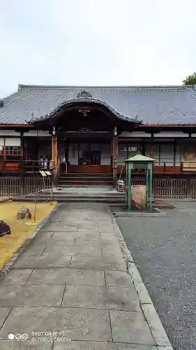 即成院の本殿・本堂