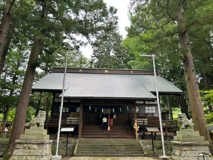 山家神社の本殿・本堂