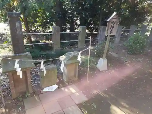 鶴峯八幡宮の末社・摂社