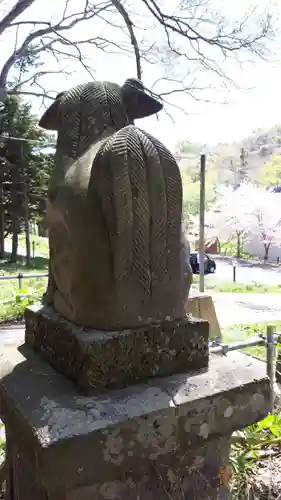 忍路神社の狛犬