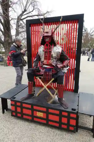 豊國神社の像