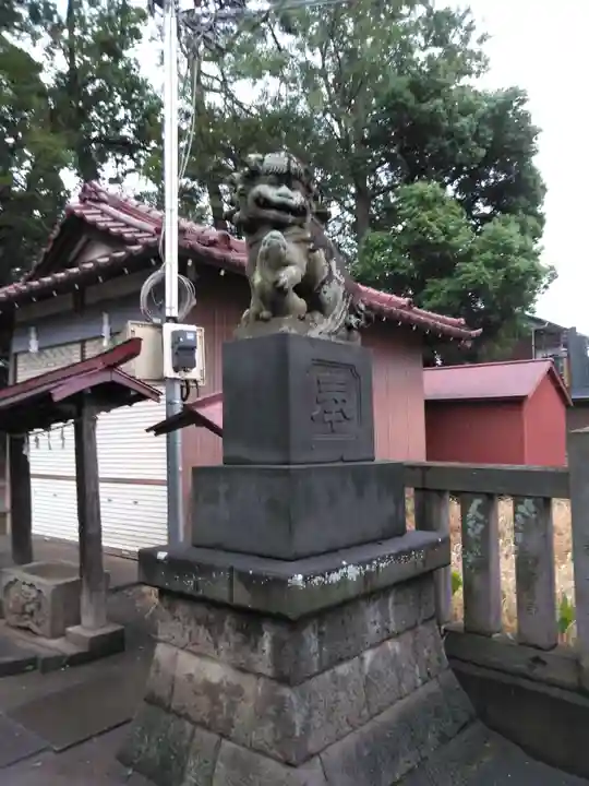 神明社の狛犬