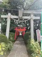 尾曳稲荷神社の鳥居