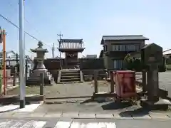 祠の建物その他